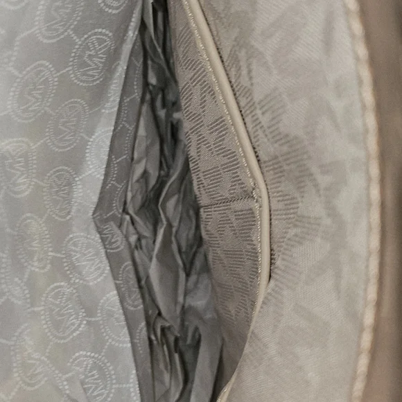 Michael Kors Shiny Bronze Rose Gold Tote - Picture 5 of 8